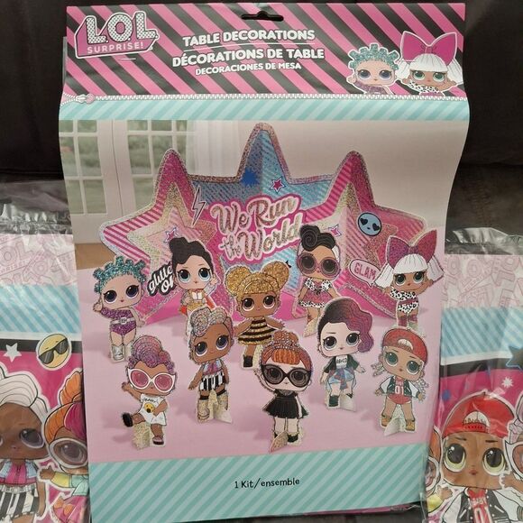 LOL Dolls Birthday Party Supplies & Decorations Set - Picture 8 of 8